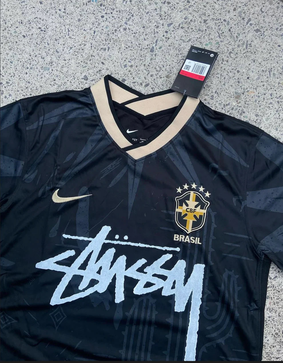 Stüssy x Brazil "Desert Breeze" Special Kit