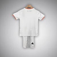 13/14 Real Madrid Heimtrikot-Set für Kinder