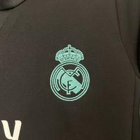 17/18 Real Madrid Auswärts Premium Kinder Trikot-Set