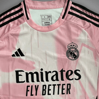 Real Madrid „Ballett Rosé“ Premium-Trikot-Set