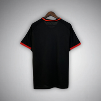 Real Madrid „Red Kingsnake“ Premium-Trikot
