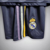 23/24 Real Madrid Auswärts Premium Kinder Kit