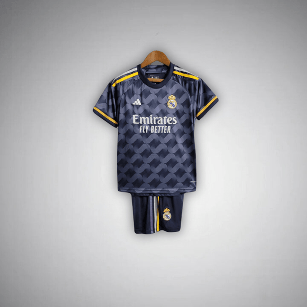 23/24 Real Madrid Auswärts Premium Kinder Kit