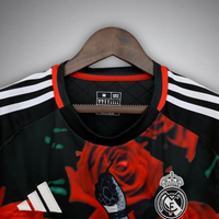 Real Madrid „Red Kingsnake“ Premium-Trikot
