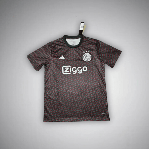 24/25 Ajax Pre-Match Premium-Trikot