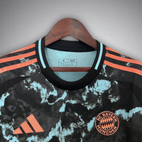 24/25 Bayern München Auswärts Premium Trikot