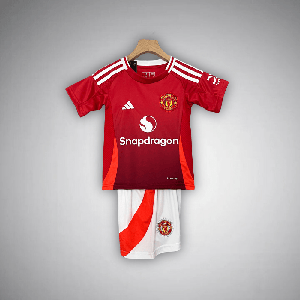 24/25 Manchester United Heim Kinder Trikot-Set