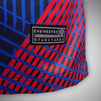 24/25 PSG Premium-Trikot vor dem Spiel