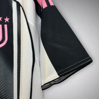 25/26 Juventus Heimtrikot