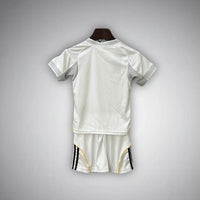 25/26 Real Madrid Heimtrikot für Kinder