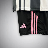 25/26 Juventus Heimtrikot-Set für Kinder