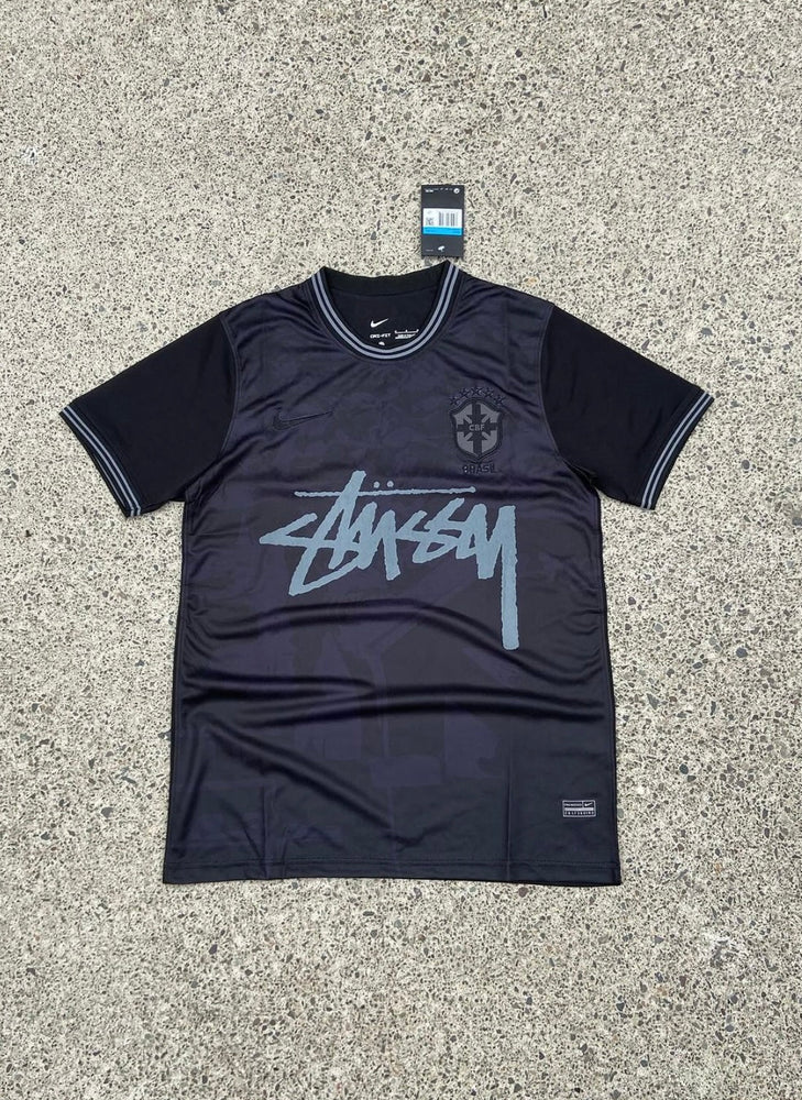 Stüssy x Brazil „Blackout“ Sondertrikot