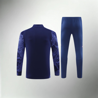 Real Madrid Trainingsanzug in Blau und Pink
