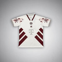 FC Bayern „Mia San Luxe“ Premium-Trikot