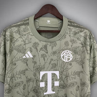 FC Bayern „Centurion“ Premium-Trikot
