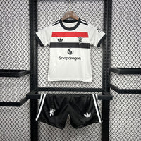 Manchester United Drittes Trikot 2024/25