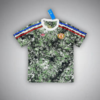 Manchester United X Stone Roses Premium Grünes Trikot