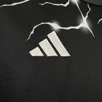 Real Madrid „Black Panther“ Premium Trikot