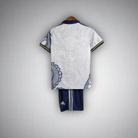 Real Madrid Dragon Blanco Premium Kinder Trikotsatz