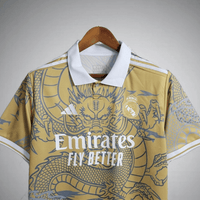 Real Madrid „Goldener Drache“ Premium-Trikot