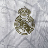 Real Madrid „Goldene Dynastie“ Premium-Trikot-Set
