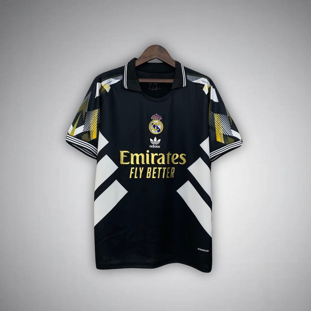 Real Madrid „Nocturno“ Premium Trikot