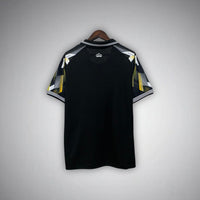 Real Madrid „Nocturno“ Premium Trikot