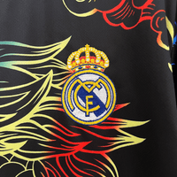 Real Madrid „Regenbogen Drache“ Premium-Trikot