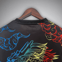 Real Madrid „Regenbogen Drache“ Premium-Trikot