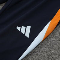 Real Madrid „Supercharged“ Premium-Trainingsanzug