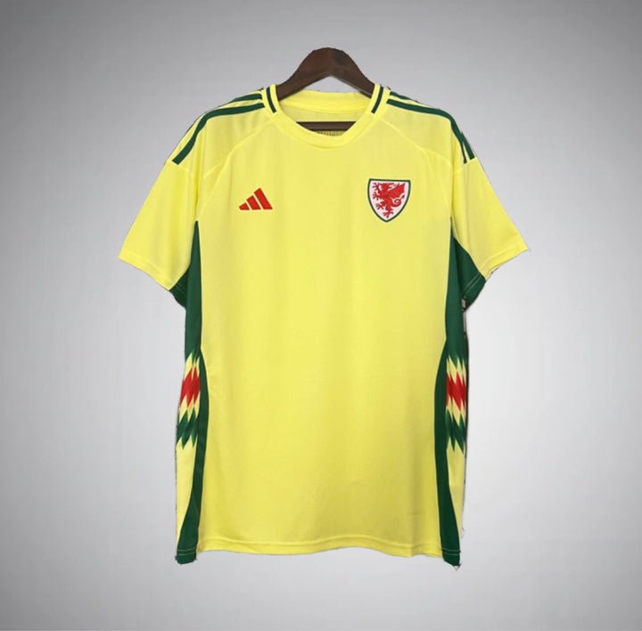 Wales Auswärtstrikot 2024